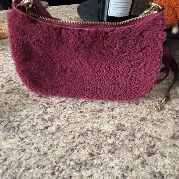 Rare Coach Teri Shearling in Black Cherry - Picture 4 of 5